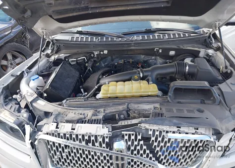 2021 Lincoln Navigator Reserve z USA, uszkodzony, nr VIN 5LMJJ2LT0MEL03302